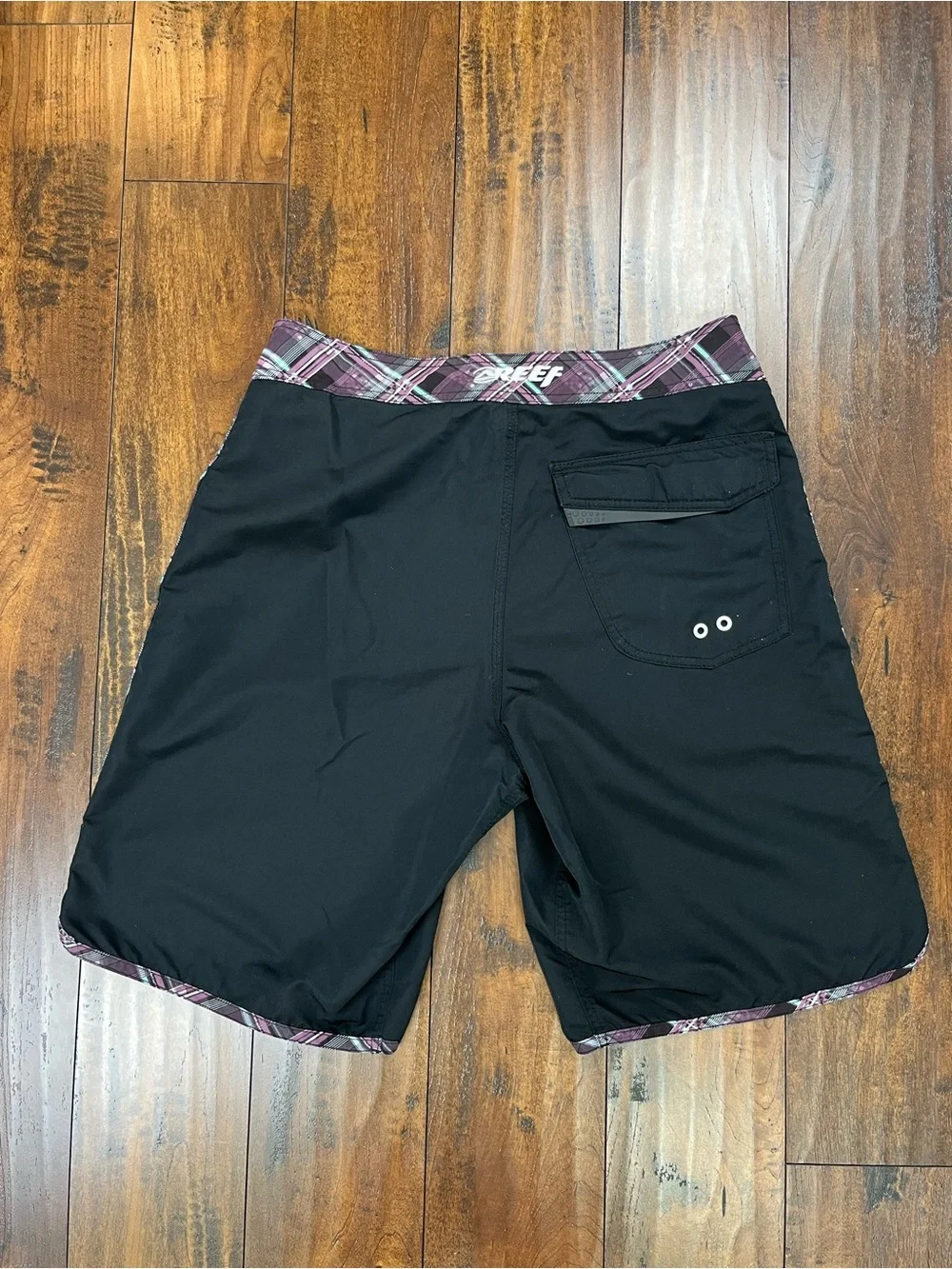 REEF Men’s Swim Board Shorts Trunks Black Drawstring Purple Trim Size 33
